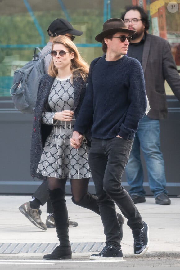 Exclusif - La princesse Beatrice d'York et son nouveau compagnon Edoardo Mapelli Mozzi lors d'une balade en amoureux à New York le 17 mars 2019.