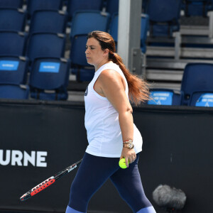 Info - Marion Bartoli est enceinte de son premier enfant - La coach de de la lettonne J.Ostapenko, Marion Bartoli lors d'un entraînement à l'Open d'Australie de tennis à Melbourne, Australie, le 21 janvier 2020. © Chryslene Caillaud/Panoramic/Bestimage