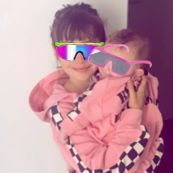 Ava et Jim, les filles d'Alexandra Rosenfeld, le 5 juin 2020