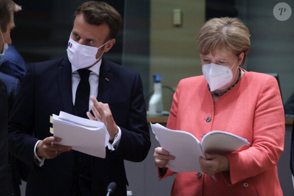 Le président français Emmanuel Macron et la chancelière allemande Angela Merkel - Sommet de l'Union Européenne à Bruxelles. Le 20 juillet 2020 © Imago / Panoramic / Bestimage