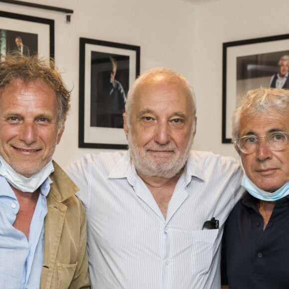 Exclusif - Charles Berling, François Berléand, Michel Boujenah en coulisses lors du Festival de Ramatuelle, le 2 août 2020. © Cyril Bruneau / Festival de Ramatuelle / Bestimage