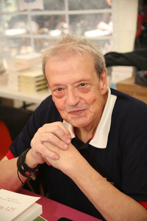 Guy Carlier - Salon du livre de Cosne-sur-Loire le 26 Mai 2019. © Jlppa / Bestimage