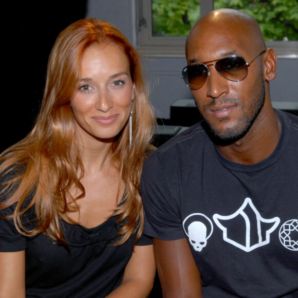 Nicolas Anleka et sa femme Barbara - Collection hommes Ungaro printemps-été 2008 au musée de l'Homme, à Paris, le 26 juin 2007. RACHID BELLAK / BESTIMAGE