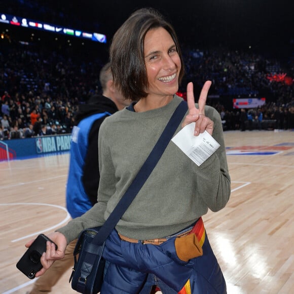 Alessandra Sublet au match de NBA Game Paris 2020 entre les Bucks de Milwaukee et les Charlotte Hornet à l'AccorHotels Arena à Paris le 24 janvier 2020. © Veeren / Bestimage