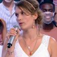 Sophie dans "N'oubliez pas les paroles" face à Nagui, le 10 août 2020, sur France 2
