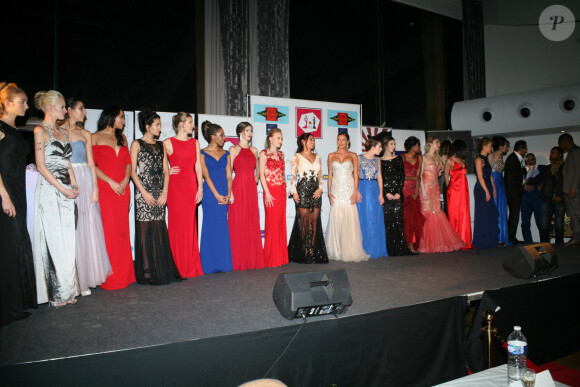 Les canditates - L'association CITESTARS, organise la première édition de l'élection de Miss Beauté National 2018 dans la salle de réception La Chesnaie du Roy, à Paris, France, le 4 décembre 2017. © JLPPA/Bestimage