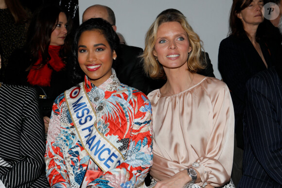 Clémence Botino (Miss France 2020) et Sylvie Tellier - Arrivées au défilé de mode prêt-à-porter automne-hiver 2020/2021 Leonard à Paris. Le 27 février 2020. © Veeren Ramsamy - Christophe Clovis / Bestimage