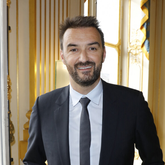 Cyril Lignac - Cérémonie de remise des insignes de Commandeur dans l'Ordre des Arts et des Lettres à Pierre Hermé et de Chevalier dans l'Ordre des Arts et des Lettres à David Sinapian au Ministère de la Culture à Paris, le 23 septembre 2019. © Marc Ausset-Lacroix/Bestimage