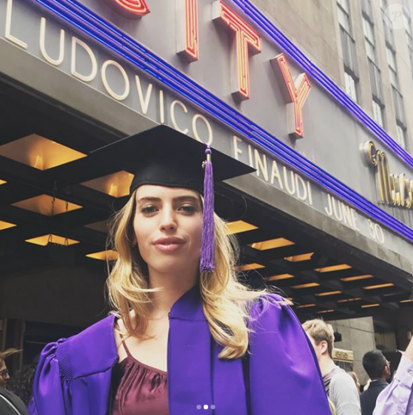 Clara McGregor à la remise de son diplôme à New York le 18 mai 2018.