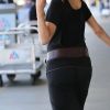 Kristen Johnston quitte l'aéroport de Los Angeles. Le 1er septembre 2012.