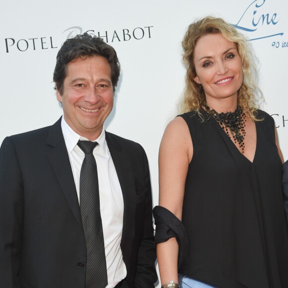 Laurent Gerra et sa compagne Christelle Bardet - Soirée du 90ème anniversaire de Line Renaud sur le Bateau Potel et Chabot "Pavillon Seine" à Paris © Coadic Guirec/Bestimage