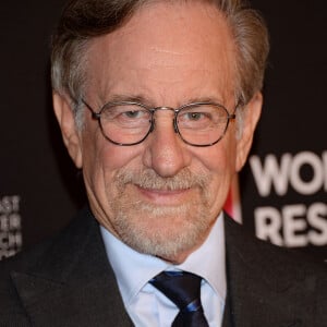 Steven Spielberg à la soirée caritative The Women's Cancer Research Fund's An Unforgettable Evening à Beverly Hills.