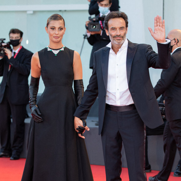 Sveva Alviti et Anthony Delon - Cérémonie d'ouverture de la Mostra de Venise le 2 septembre 2020.