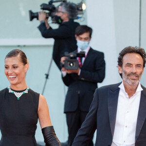 Sveva Alviti et Anthony Delon - Cérémonie d'ouverture de la Mostra de Venise le 2 septembre 2020.
