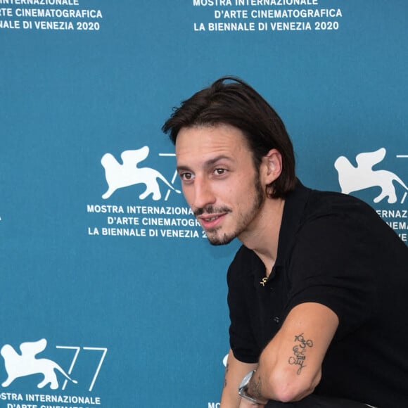 Roméo Elvis - Photocall du film "Mandibules" lors de la 77ème édition du Festival international du film de Venise, la Mostra. Le 5 septembre 2020