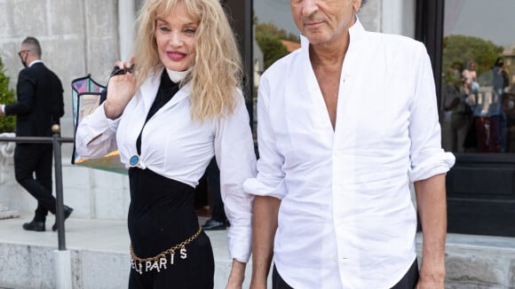 Arielle Dombasle et Bernard-Henri Lévy, couple assorti à la Mostra de Venise