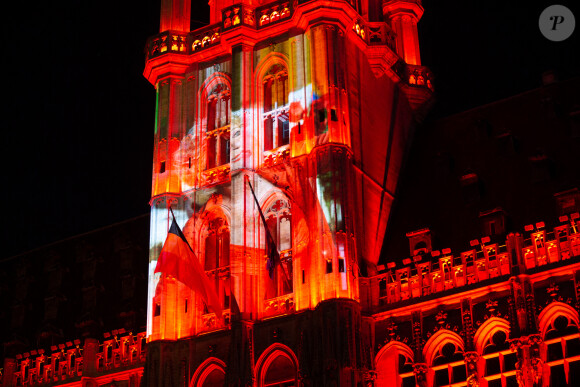 Exclusif - Hommage à Annie Cordy sur la Place de Bruxelles avec des photos projetées sur l'Hôtel de Ville de Bruxelles et la diffusion de ses chansons. Le 7 septembre 2020.
