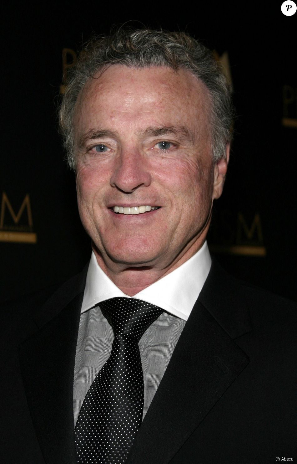 Kevin Dobson à la 9e soirée Annual PRISM Awards au The Beverly Hills Hotel en 2005 - Purepeople