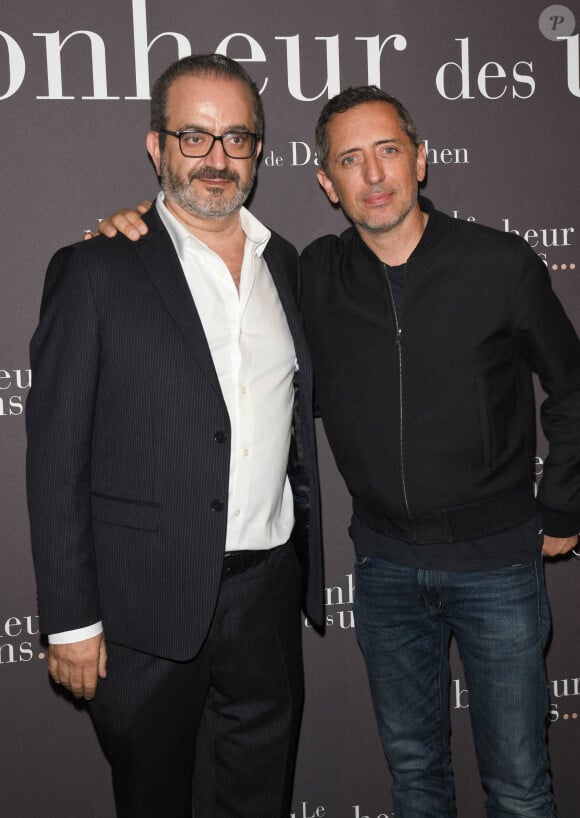 Daniel Cohen (réalisateur) et Gad Elmaleh - Avant-première du film "Le Bonheur des uns..." au cinéma Pathé Opéra Premier à Paris, le 8 septembre 2020. © Coadic Guirec/Bestimage 