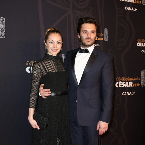 Pio Marmai et sa compagne Charlotte Ranson - Photocall de la 44ème cérémonie des César à la salle Pleyel à Paris. Le 22 février 2019 © Borde-Jacovides / Bestimage