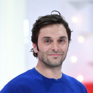 Exclusif - Pio Marmaï - Enregistrement de l'émission "Vivement Dimanche prochain" au studio Gabriel à Paris, présentée par M.Drucker et diffusée le 28 avril 2019 sur France 2. Le 10 avril 2019 © Guillaume Gaffiot / Bestimage