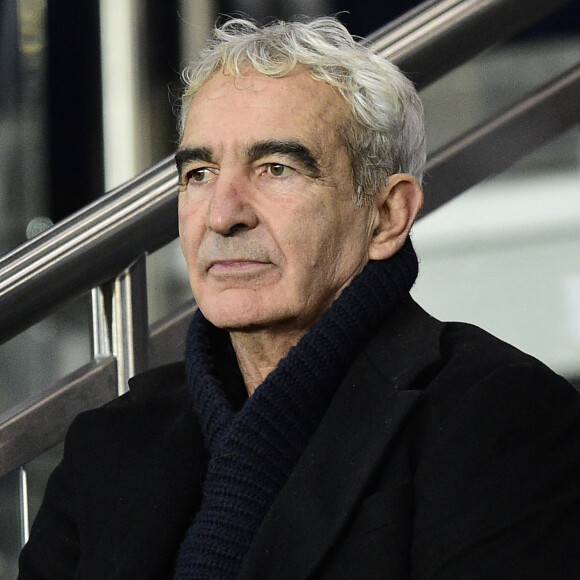 Raymond Domenech dans les tribunes lors du match retour de Champion's League "PSG - Bruges (1-0)" au Parc des Princes. Paris, le 6 novembre 2019. 