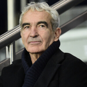 Raymond Domenech dans les tribunes lors du match retour de Champion's League "PSG - Bruges (1-0)" au Parc des Princes. Paris, le 6 novembre 2019. 
