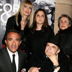 Nikos Aliagas avec sa compagne Tina, sa soeur Maria et ses parents Andreas et Harula - Inauguration de l'exposition photographique de Nikos Aliagas intitulée "Corps et âmes" à la Conciergerie à Paris le 23 Mars 2016. © Dominique Jacovides / Bestimage