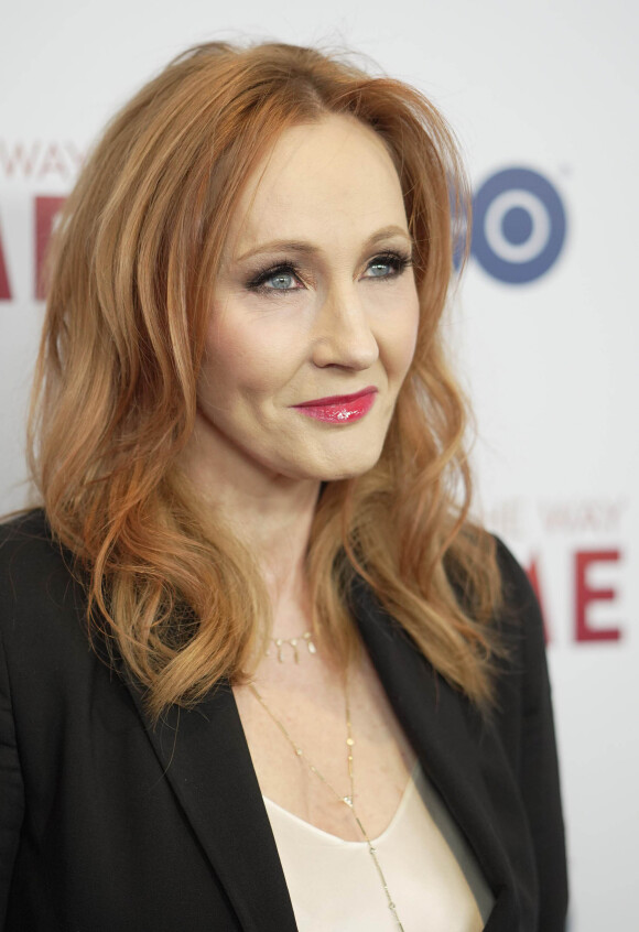 J. K. Rowling à la première de la série HBO "Finding The Way" à New York.
