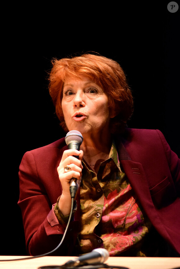 Véronique Genest assiste à L'Autre Festival : Celui qui ouvre les livres à Avignon, France, le 20 février 2020. © Romain Doucelin/Bestimage