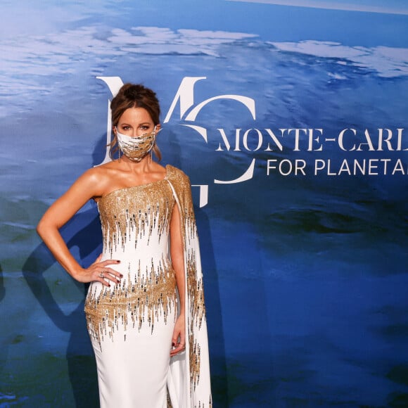 Kate Beckinsale lors du photocall du gala "Monte-Carlo Gala for Planetary Health" organisé par la Fondation Prince Albert II de Monaco le 24 septembre 2020. © Jean-Charles Vinaj / Pool Monaco / Bestimage