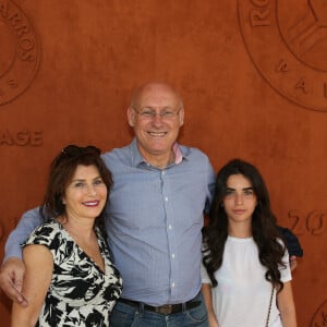 Bernard Laporte avec sa femme Manon Laporte Sieraczek et leu fille au village lors des internationaux de tennis de Roland Garros à Paris, France, le 2 juin 2019. © Jacovides-Moreau/Bestimage 