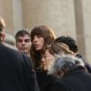 Lou Doillon, Jane Birkin et Oury Milshtein (dernier compagnon de Kate Barry) - Obseques de Kate Barry en l'eglise Saint-Roch a Paris. Le 19 decembre 2013