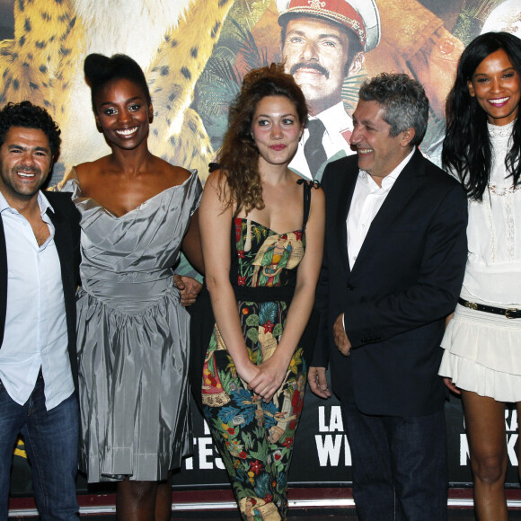 Louise Chabat et son père Alain Chabat à l'avant-prermière du film "Sur la piste du Marsupilami" à Paris le 26 mars 2012