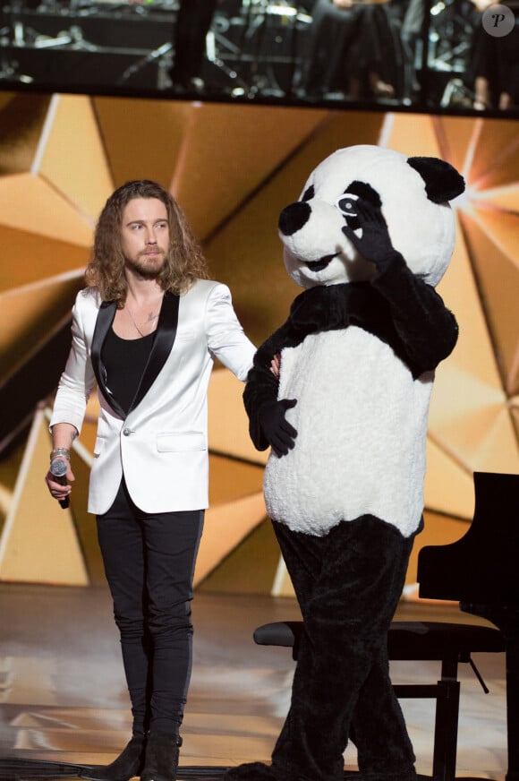 Julien Doré - 33ème Cérémonie des Victoires de la Musique à la Seine musicale de Boulogne-Billancourt, France, le 9 février 2018. © Coadic Guirec/Bestimage 