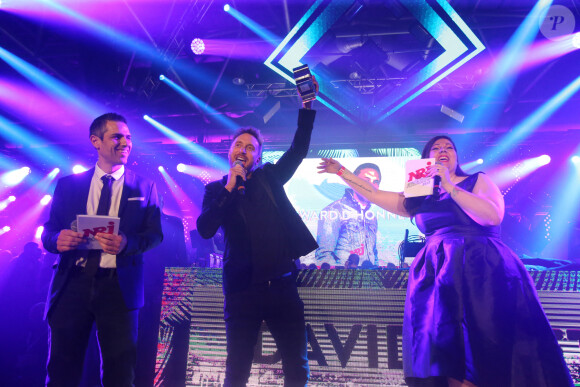 David Guetta reçoit un prix d'honneur lors des NRJ DJ Awards au MICS (Monaco International Clubbing Show) à Monaco le 6 novembre 2019. © Cyril Dodergny/Nice- Matin/Bestimage