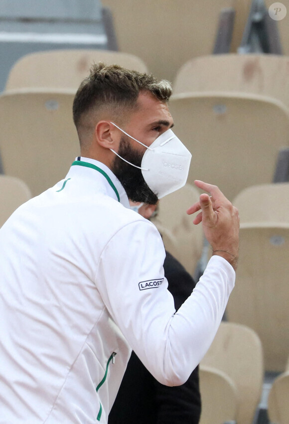 Benoit Paire se qualifie pour le deuxième tour des internationaux de tennis de Roland-Garros à Paris face au coréen Soonwoo Kwon (7-5, 6-4, 6-4) le 27 septembre 2020. © Dominique Jacovides / Bestimage