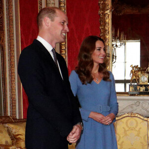Le prince William, duc de Cambridge, et Kate Middleton, duchesse de Cambridge, reçoivent le président d'Ukraine, Volodymyr Zelensky et sa femme Olena à Buckingham Palace à Londres, le 7 octobre 2020.
