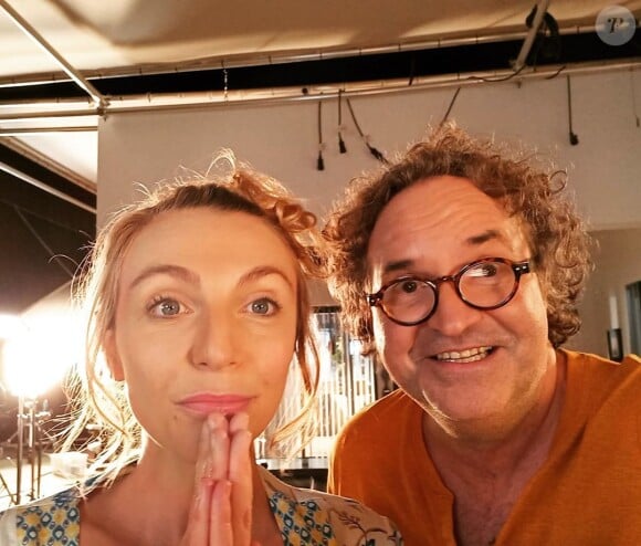 Grégoire Bonnet avec Amélie Etasse sur le tournage de "Scènes de méanages", le 6 octobre 2020