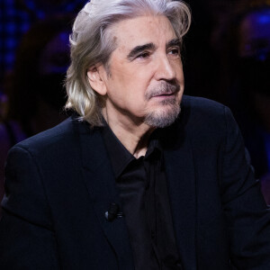 Exclusif - Serge Lama - Enregistrement de l'émission "La boîte à Secrets 5" à Paris, qui sera diffusée le 9 octobre sur France 3. Le 21 septembre 2020 © Tiziano Da Silva / Bestimage 