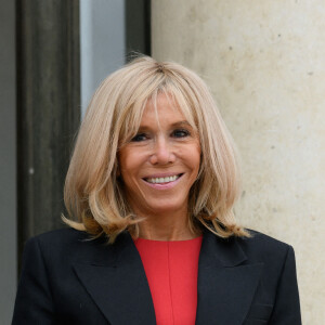 Brigitte Macron accueille son homologue mexicaine, la première Dame Beatriz Gutierrez Muller à l'Elysée. Paris, le 8 octobre 2020. © Jacques Witt / Pool / Bestimage