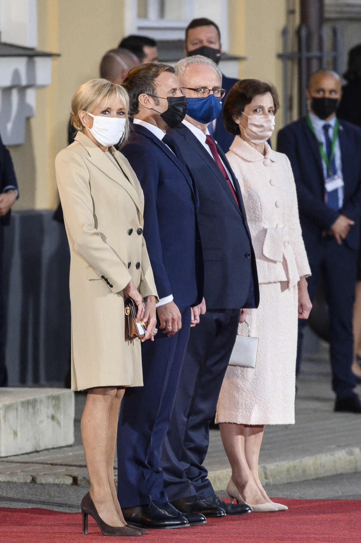 Photo : Le Président Emmanuel Macron Et La Première Dame Brigitte ...