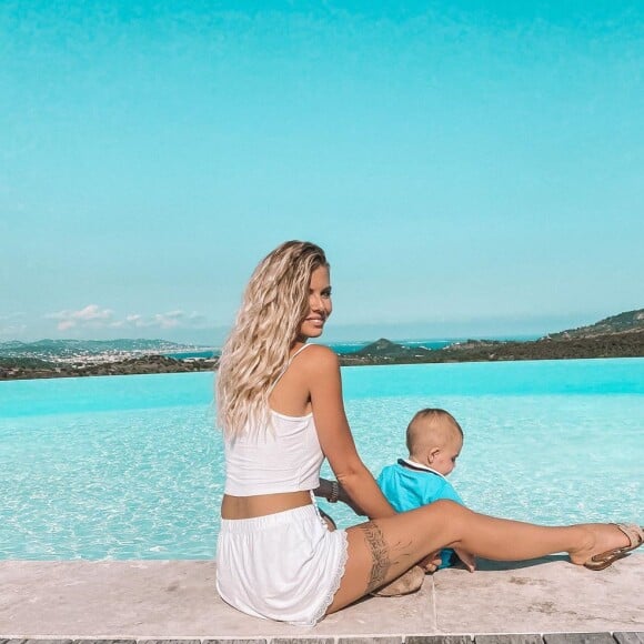 Jessica Thivenin avec son fils Maylone, le 31 juillet 2020