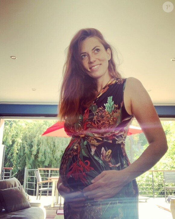 Davina Vigné, enceinte, prend la pose sur Instagram, septembre 2020.