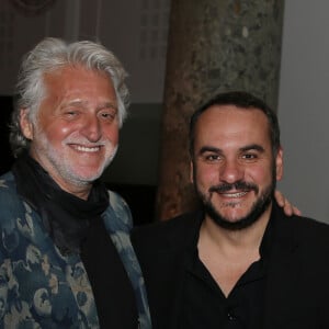 Exclusif - François-Xavier Demaison et Gilbert Rozon lors de la seconde édition de 'Les plumes d'Or du Vin et de la gastronomie' au Pavillon Cambon à Paris le 13 Juin. © Denis Guignebourg/BestImage