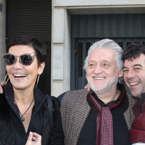 Exclusif - Cristina Cordula, Gilbert Rozon et Stéphane Plaza dans la rue à Paris le 3 février 2017. 