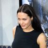 Angelina Jolie - Première du film "Lara Croft, Tomb Raider". Los Angeles.