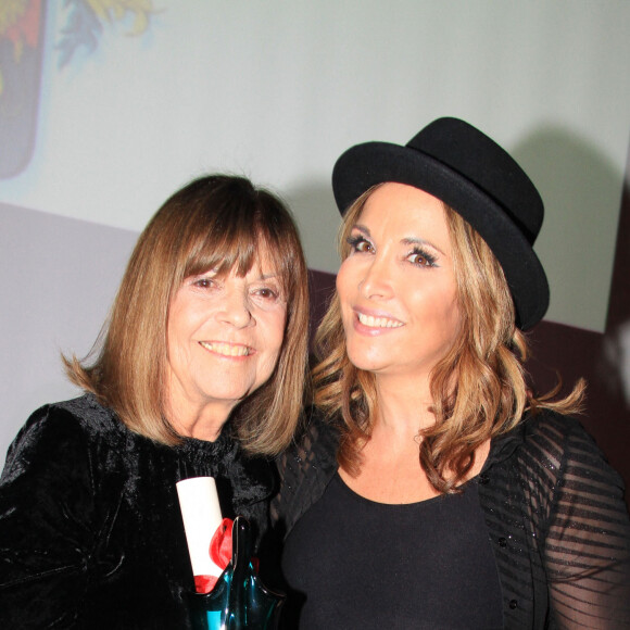Chantal Goya, Hélène Ségara - 43ème édition des "Best Award" organisée par M. Gargia au Cercle Interallié à Paris le 8 décembre 2019. © Philippe Baldini/Bestimage 