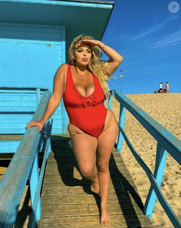 Caterina, candidate des "Reines du shopping" sur M6 et aussi ex-flirt de Mujdat Saglam, candidat de télé-réalité connu pour sa relation avec Milla Jasmine.