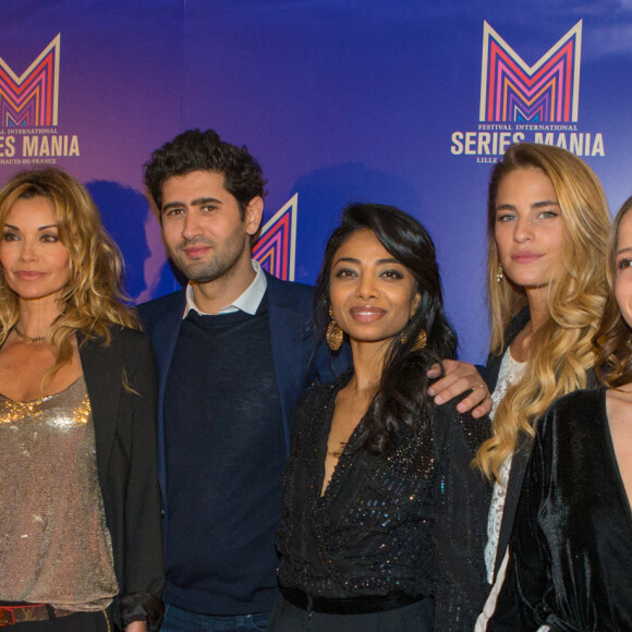 Alexandre Brasseur, Ingrid Chauvin, Mayel Elhajaoui, Rani Bheemuck, Solène Hebert, Mathieu Alexandre et Marysole Fertard de la série "Demain nous appartient" - Soirée d'ouverture de la 10e édition (la 2e à Lille) du Festival Series Mania à Lille le 22 Mars 2019. © Stéphane Vansteenkiste / Bestimage